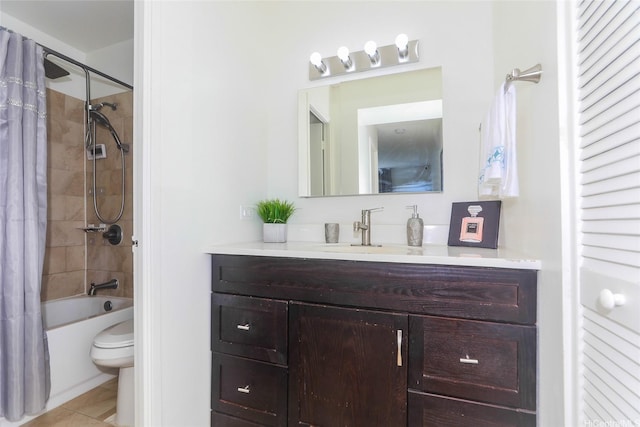 98-1038 Moanalua Rd Unit 1905, Aiea, HI 96701 - full bathroom with tile patterned flooring, toilet, vanity, and shower / bath combo with shower curtain
