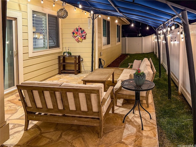 91-1139 Iliahialoe Loop, Ewa Beach, HI 96706 - fenced backyard with a patio area and an outdoor living space