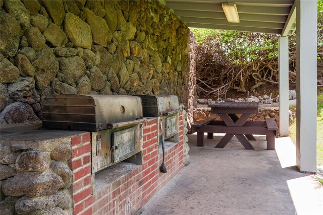 2888 Ala Ilima St Unit 512, Honolulu, HI 96818 - view of patio / terrace featuring area for grilling