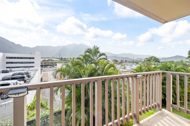 46-010 Aliikane Pl Unit 211, Kaneohe, HI 96744 - balcony with a mountain view