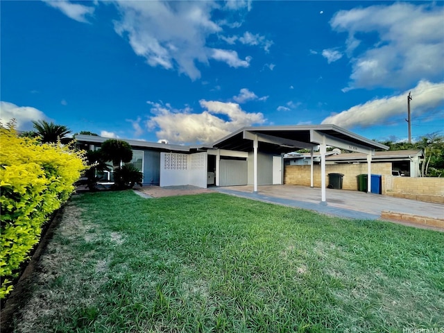 view of front of home with an attached carport