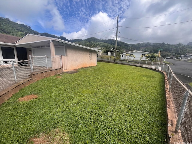45-342 Lehuuila St, Kaneohe, HI 96744 - view of yard with a garage