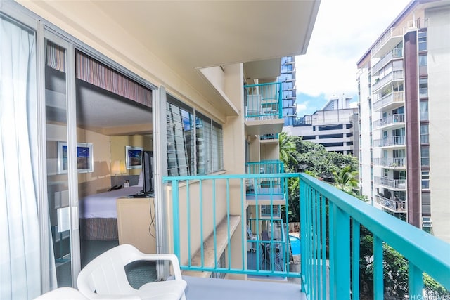 444 Kanekapolei St Unit 507, Honolulu, HI 96815 - view of balcony