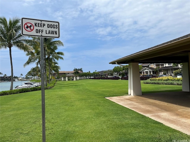 520 Lunalilo Home Rd Unit 7414, Honolulu, HI 96825 - view of grassy yard with a water view