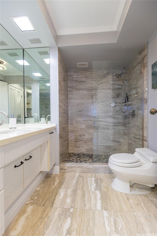415 S St Unit 2902, Honolulu, HI 96813 - full bath with a tile shower, toilet, vanity, and marble look tiles