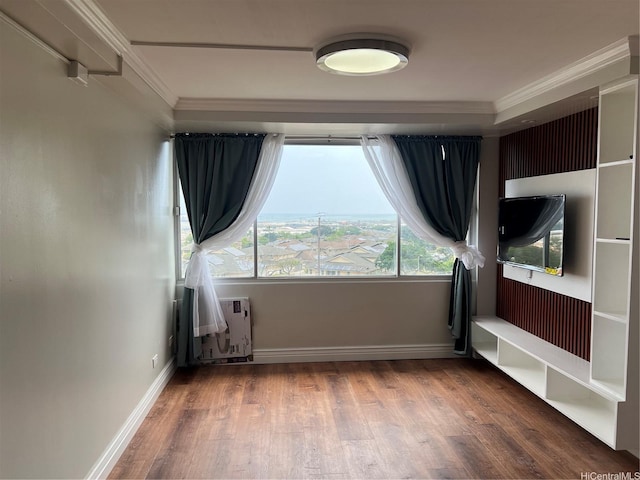 2888 Ala Ilima St Unit 1508, Honolulu, HI 96818 - spare room featuring ornamental molding, wood finished floors, and baseboards