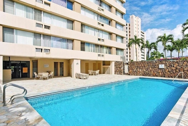 2888 Ala Ilima St Unit 1508, Honolulu, HI 96818 - community pool with a patio