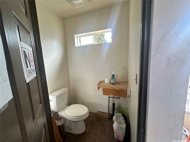 94-065 Waipahu Depot St Unit F, Waipahu, HI 96797 - bathroom with toilet