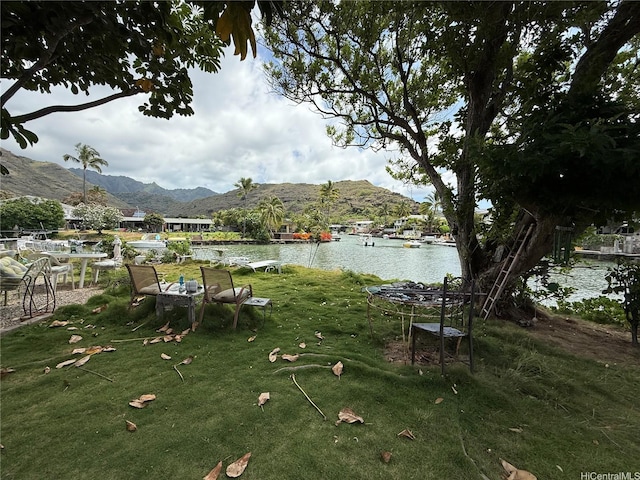 6254 Kawaihae Pl Unit C, Honolulu, HI 96825 - view of grassy yard featuring a water and mountain view