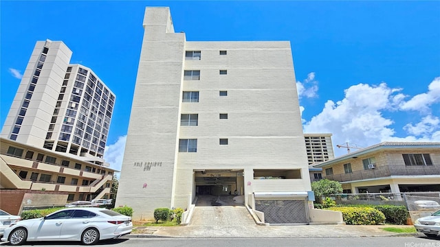 2122 Lime St Unit 307, Honolulu, HI 96826 - view of apartment building / complex