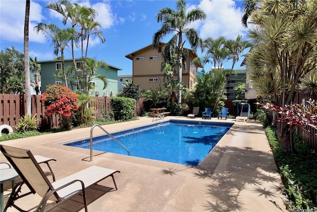 68-090 Au St Unit E312, Waialua, HI 96791 - community pool featuring a patio and fence