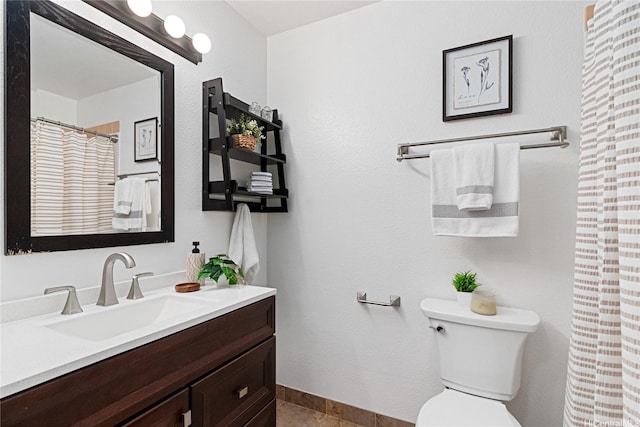 94-820 Lumiauau St Unit G201, Waipahu, HI 96797 - full bath with toilet, vanity, tile patterned flooring, and curtained shower