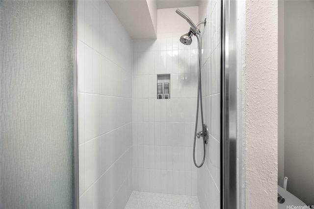 46-049 Aliianela Pl Unit 1713, Kaneohe, HI 96744 - bathroom featuring a stall shower