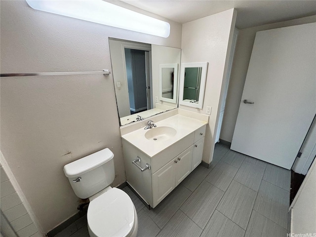 801 S St Unit 1723, Honolulu, HI 96813 - bathroom with toilet and vanity