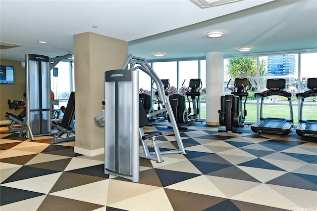 555 S St Unit 2905, Honolulu, HI 96813 - gym with baseboards, expansive windows, and recessed lighting