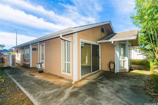 91-1006 Wahineomao Pl, Ewa Beach, HI 96706 - back of property with a patio