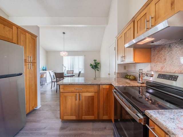 45-812 Kupohu St, Kaneohe, HI 96744 - kitchen with stainless steel appliances, under cabinet range hood, a peninsula, dark wood finished floors, and tasteful backsplash