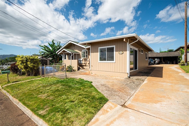 201 N Circle Mauka St, Wahiawa, HI 96786 - view of front facade with driveway