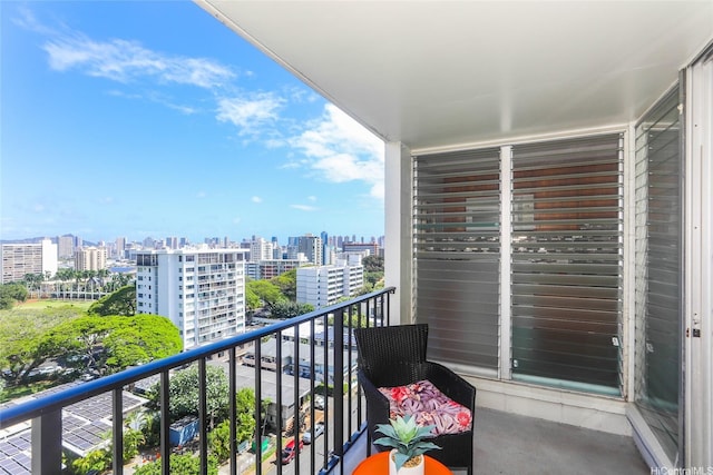 1541 Dominis St Unit 1601, Honolulu, HI 96822 - balcony with a view of city