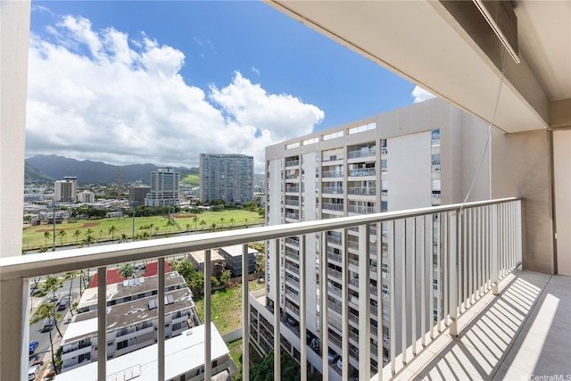 430 Keoniana St Unit 1007, Honolulu, HI 96815 - balcony with a city view and a mountain view