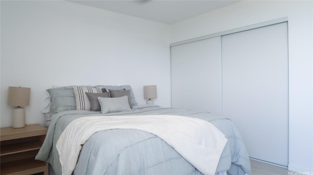 98-501 Koauka Loop Unit A1006, Aiea, HI 96701 - bedroom featuring a closet