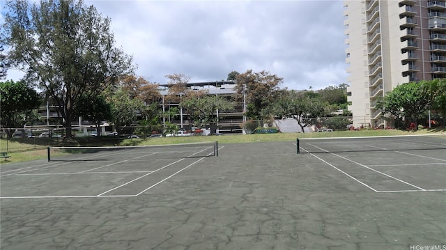 98-501 Koauka Loop Unit A1006, Aiea, HI 96701 - view of tennis court with fence and community basketball court
