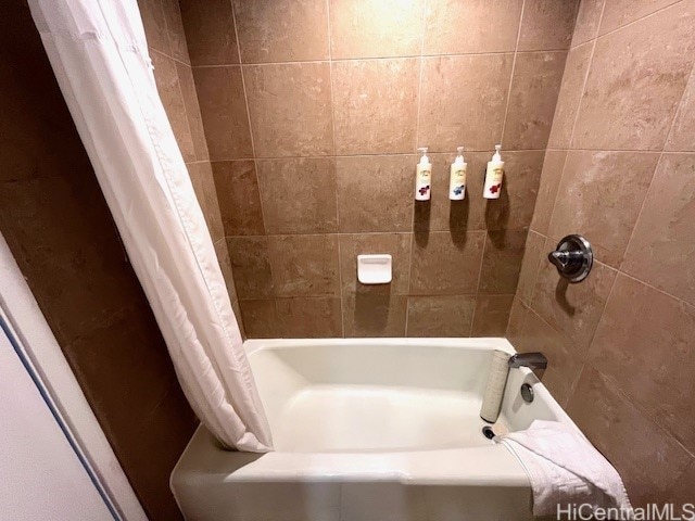 1850 Ala Moana Blvd Unit 1007, Honolulu, HI 96815 - full bathroom with shower / bath combo