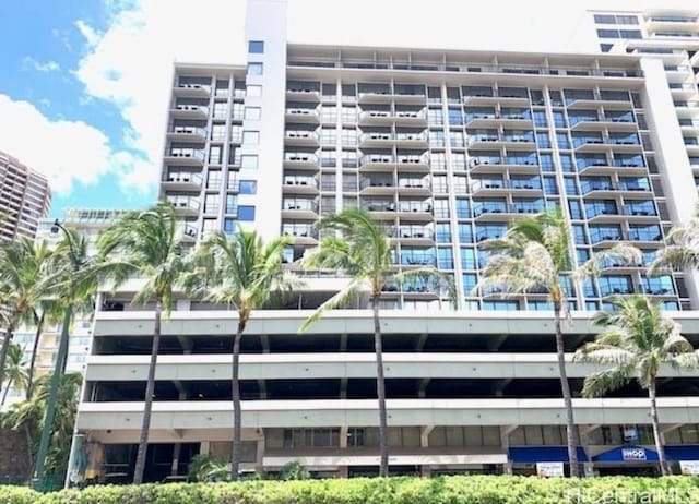 1850 Ala Moana Blvd Unit 1007, Honolulu, HI 96815 - view of apartment building / complex