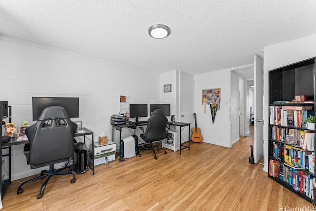 2501 Coyne St Unit 102, Honolulu, HI 96826 - photo 12