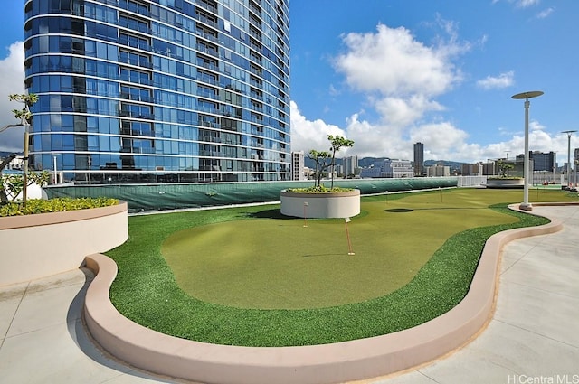 1296 Kapiolani Blvd Unit 3805, Honolulu, HI 96814 - view of home's community with an area to practice putting and a city view