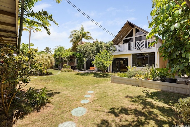 337 Wanaao Rd, Kailua, HI 96734 - view of grassy yard with a balcony