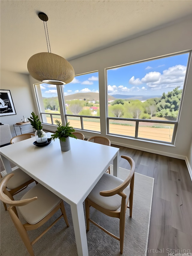 92-993 Makakilo Dr Unit 45, Kapolei, HI 96707 - dining area with wood finished floors