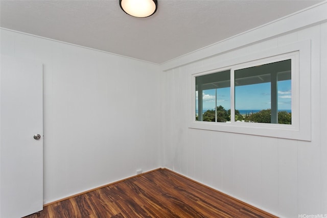 92-675 Wainohia Pl, Kapolei, HI 96707 - unfurnished room with dark wood-style floors