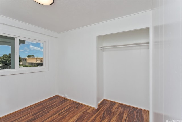 92-675 Wainohia Pl, Kapolei, HI 96707 - unfurnished bedroom featuring a closet and dark wood-style floors