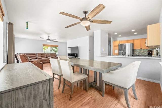 92-325 Palaulau Pl Unit 62, Kapolei, HI 96707 - dining room featuring light wood-type flooring, ceiling fan, and recessed lighting