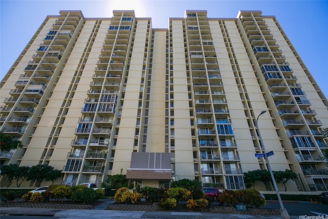 3161 Ala Ilima St Unit 206, Honolulu, HI 96818 - view of apartment building / complex
