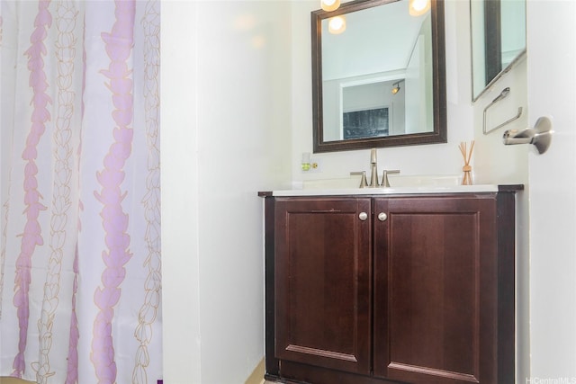 3161 Ala Ilima St Unit 206, Honolulu, HI 96818 - bathroom featuring vanity