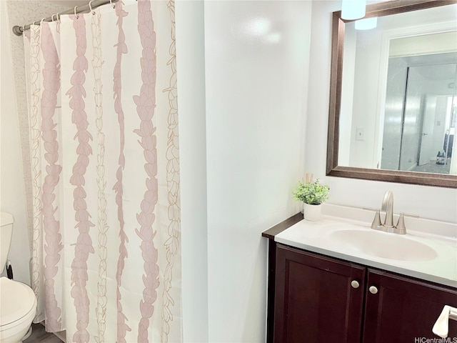3161 Ala Ilima St Unit 206, Honolulu, HI 96818 - full bath featuring vanity and curtained shower