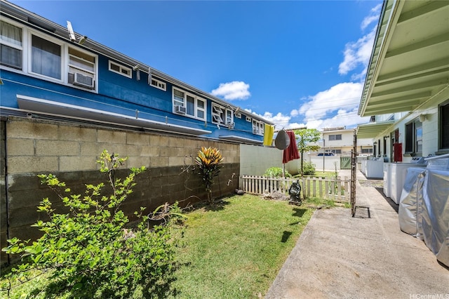 713 Menehune Ln, Honolulu, HI 96826 - view of yard with a patio