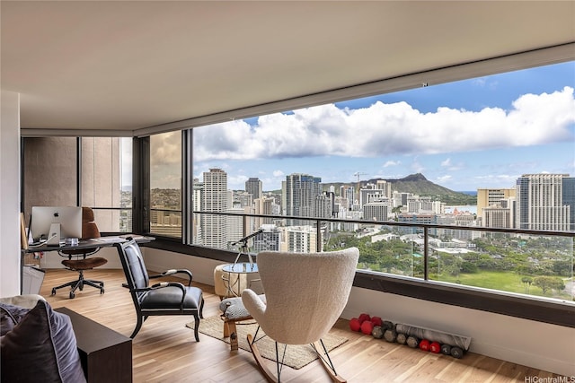 1910 Ala Moana Blvd Unit 35C, Honolulu, HI 96815 - balcony with a city view