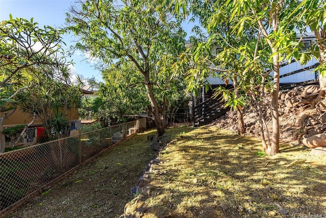 92-370 Malahuna Pl, Kapolei, HI 96707 - view of yard featuring fence and stairway