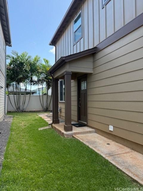91-1160 Kamakana St Unit 202, Ewa Beach, HI 96706 - entrance to property with board and batten siding