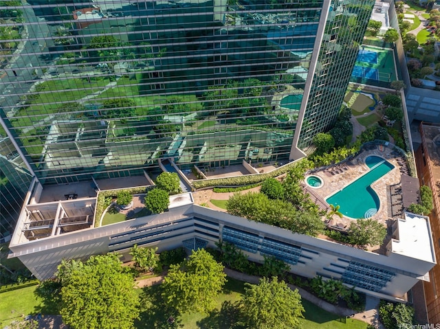 1177 Queen St Unit 4509, Honolulu, HI 96814 - bird's eye view of a pool area