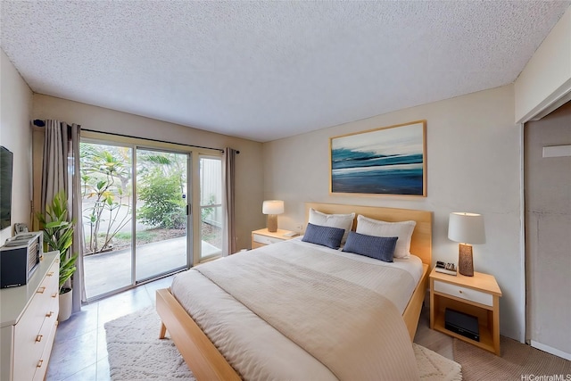 44-3082 Olina St Unit 5/2, Kaneohe, HI 96744 - bedroom with access to outside and a textured ceiling