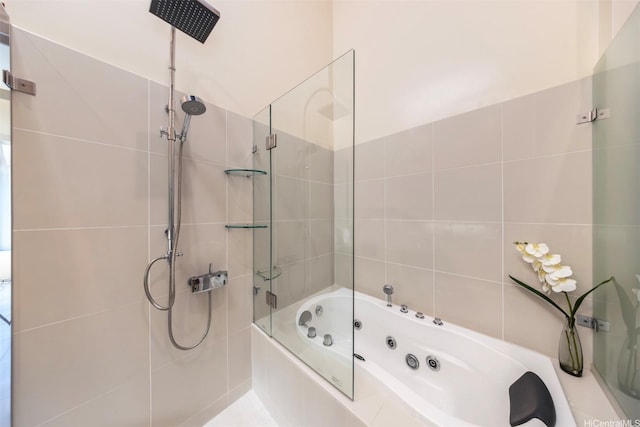 427 Launiu St Unit 603, Honolulu, HI 96815 - full bathroom with tile walls