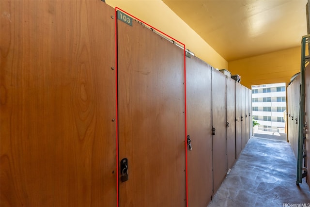 3020 Ala Napuaa Pl Unit 103, Honolulu, HI 96818 - view of hallway