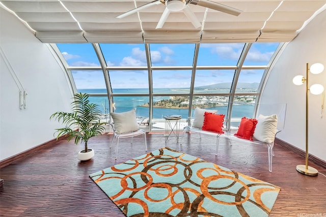 415 S St Unit 4202, Honolulu, HI 96813 - sunroom / solarium featuring healthy amount of natural light and a water view