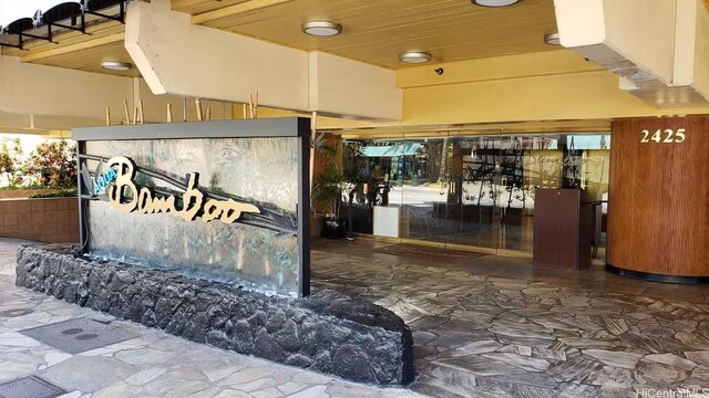 2425 Kuhio Ave Unit 410, Honolulu, HI 96815 - view of community sign