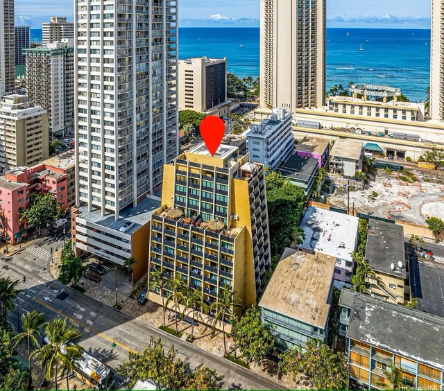 2425 Kuhio Ave Unit 410, Honolulu, HI 96815 - view of urban area featuring a nearby body of water and apartment complex