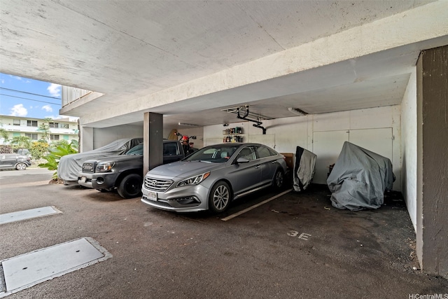 68-077 Au St Unit 3E, Waialua, HI 96791 - view of parking garage